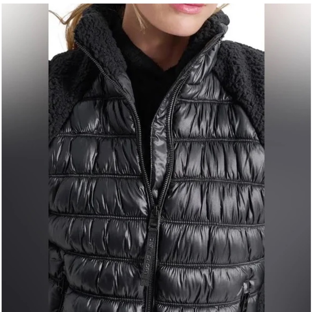 DKNY Sport Women's Sherpa-Trim Zip-Front Puffer Vest
Size Large - Picture 3 of 7